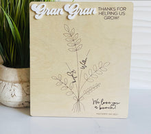 Load image into Gallery viewer, Handprint Bouquet Sign - Personalized Gift for Moms, Dads\, and Grandparents