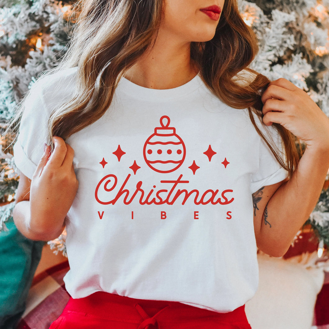 Christmas Vibes Tee